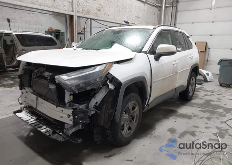 2025 Toyota Rav4 Xle z USA, uszkodzony, nr VIN 2T3P1RFVXSC533332